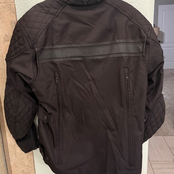 Triumph Waldron Mesh Motorcycle Jacket - Picture 10 of 16